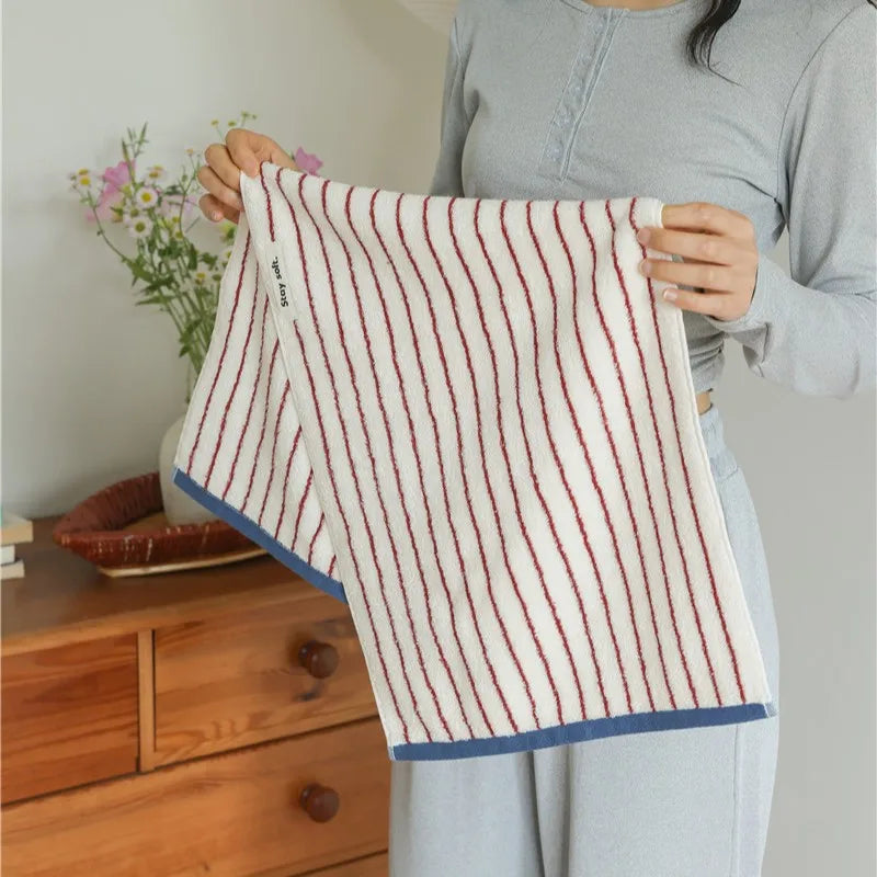 Retro Striped Plush Cotton Bath Towel – Soft & Absorbent